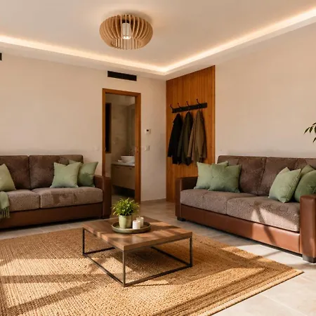 Du - Luxury With Swimming Pool, Large Private Garden And Parking, Few Steps From The Beach, Ideal For Families