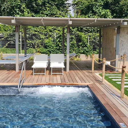 Du - Luxury With Swimming Pool, Large Private Garden And Parking, Few Steps From The Beach, Ideal For Families شاليه ديرفيو