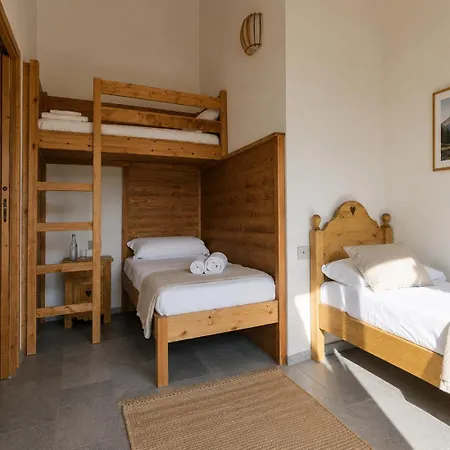 شاليه Du - Luxury With Swimming Pool, Large Private Garden And Parking, Few Steps From The Beach, Ideal For Families *
